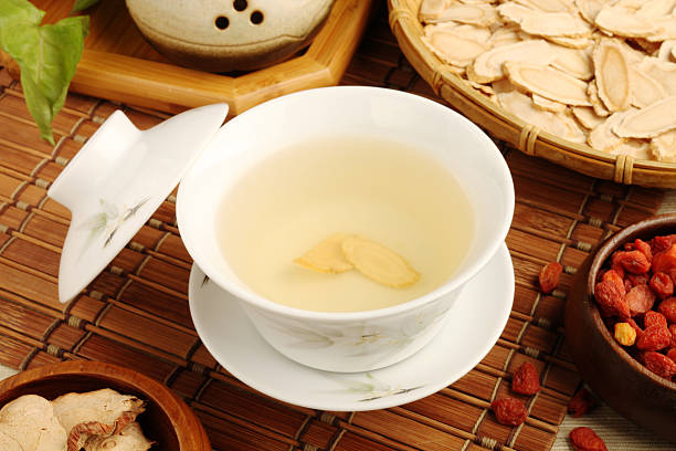 chinese traditional ginseng tea and herbs